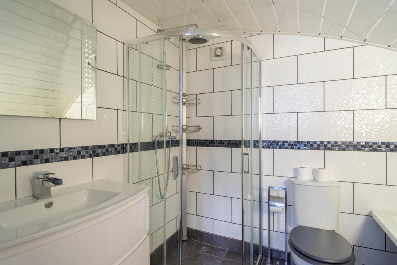Spacious 2 Bedroom Apartment In Camden Londra Dış mekan fotoğraf